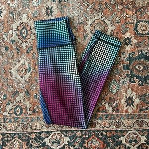 Lululemon wunder under- dot multi color